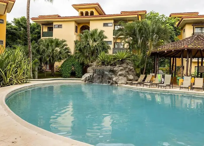 The Oaks Pool Front Fast Wifi * Tamarindo