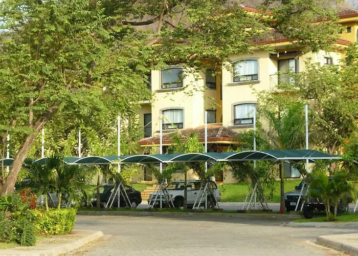 The Oaks Pool Front Fast Wifi