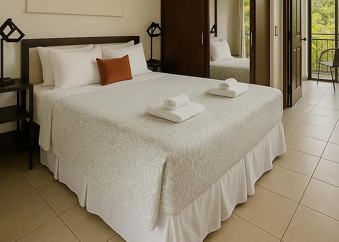 The Oaks Pool Front Fast Wifi Tamarindo