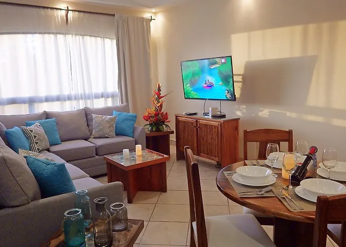 Apartment The Oaks Pool Front Fast Wifi Tamarindo