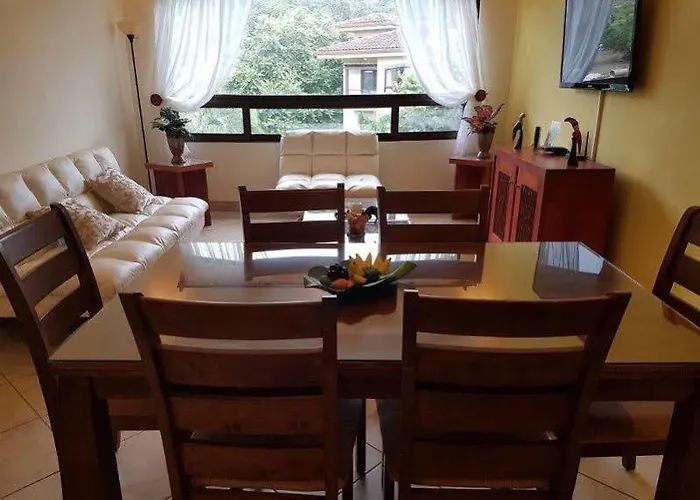 The Oaks Pool Front Fast Wifi Apartment Tamarindo