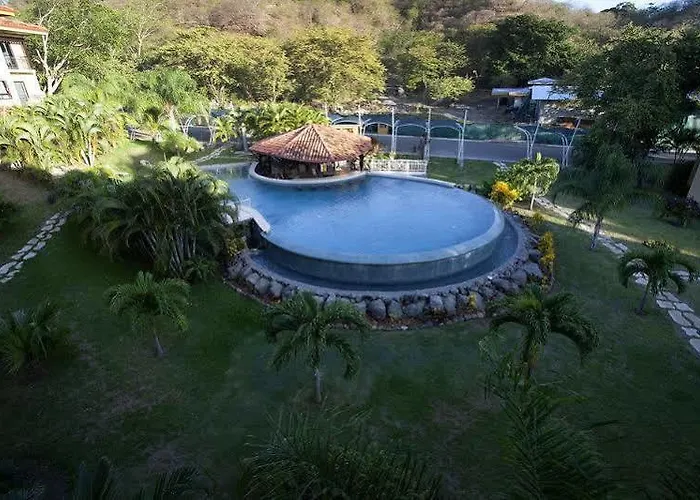 Apartment The Oaks Pool Front Fast Wifi Tamarindo